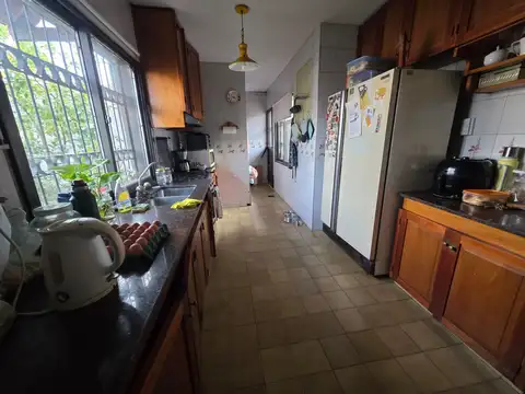 CASA EN VENTA EN GODOY CRUZ