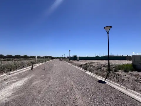 VENTA - LOTE EN BARRIO PRIVADO SOLAR DE OLIVOS