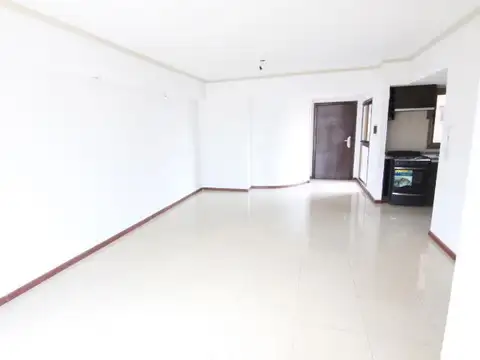 Oficina 4 ambientes con 2 baños