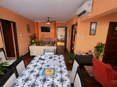 Depto Tipo Casa en Venta de 4 ambientes