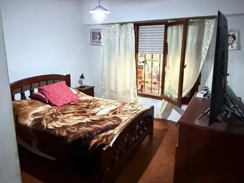 Casa 6 ambientes con 3 baños