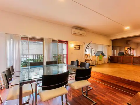 Depto Tipo Casa 5 ambientes con 4 baños