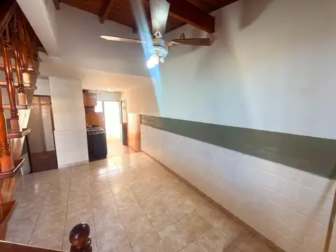 Depto Tipo Casa en Alquiler de 2 ambientes