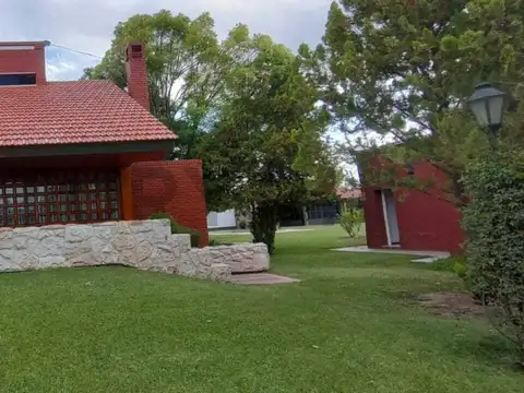 HERMOSA CASA A LA VENTA