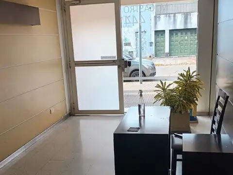 Manuel Castro 400, Piso 1