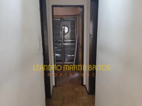 Departamento en Alquiler en Castelar, $ 950.000