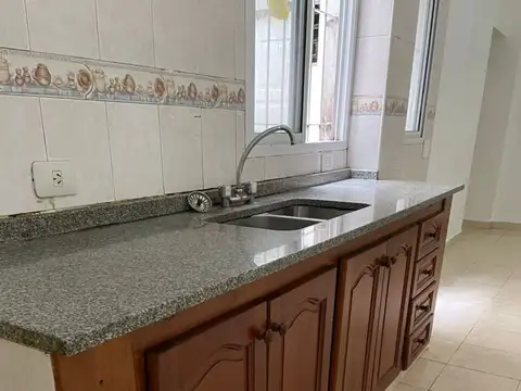 Depto Tipo Casa en Alquiler 20 años