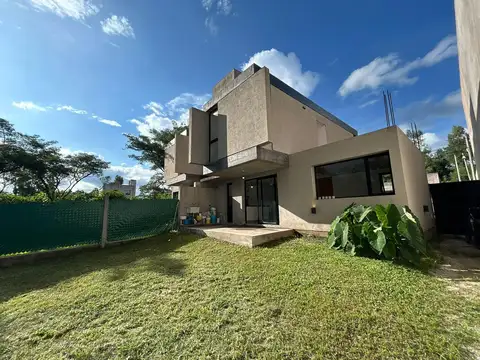 Casa en Venta en Las Higuerillas, USD 129.000