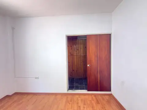 Depto Tipo Casa en Alquiler de 1 dormitorio