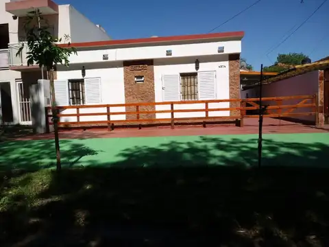 Avenida Bartolomé Mitre e/ Duhau y Rivadavia