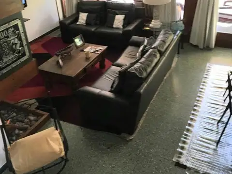 Casa en Alquiler Temporal con 1 cochera