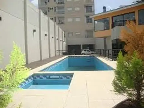 Depto Tipo Casa 4 ambientes con 3 baños