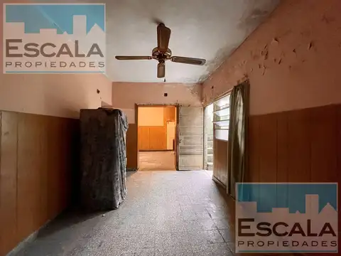 Casa 4 ambientes con 1 baño