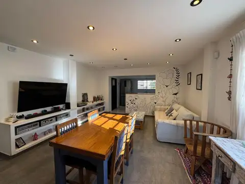 Depto Tipo Casa en Venta de 3 dormitorios