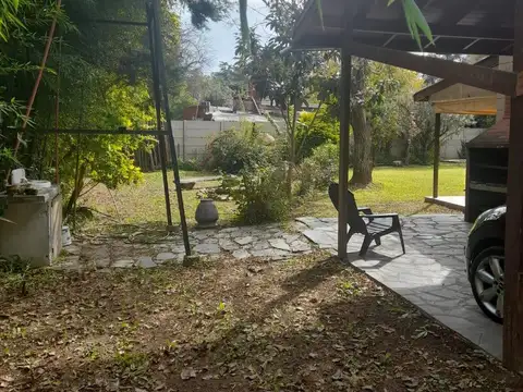 Venta Casa Quinta, 6 ambientes - en Barrio El Cazador, Belen de Escobar.