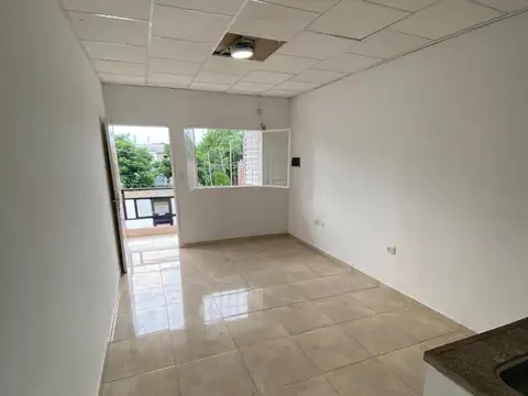 Departamento en Alquiler con 3 cocheras