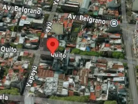 Quito e/ Yapeyú y Castro Barros