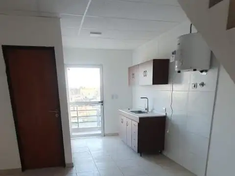Departamento en Alquiler en Rafael Castillo, $ 550.000