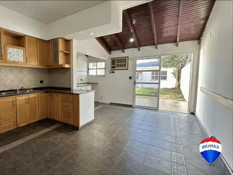 Casa en Venta en Quilmes, USD 139.000