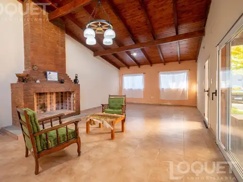 Casa en venta  en Praderas 3  calle La Plata 3000