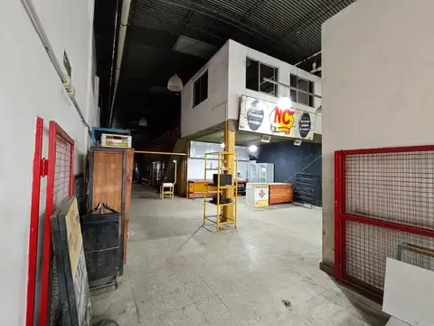 Galpon en Alquiler en Remedios de Escalada, $ 2.500.000