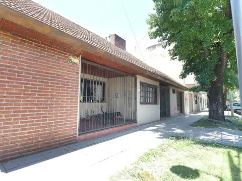 VENTA CASA LOTE PROPIO-ESQUINA-DOBLE GARAGE-MUNRO