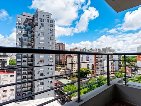 Matias Sturiza 400, Piso 10