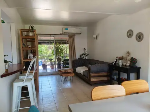Avenida Presidente Juan Domingo Peron 2200