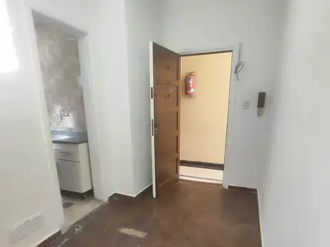 B Mitre 3200, Piso 1