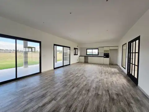 Casa en Venta en Monet Barrio Privado, USD 225.000
