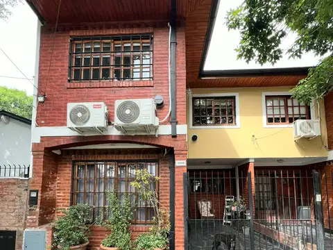 DUPLEX 3 AMBIENTES EN CARAPACHAY
