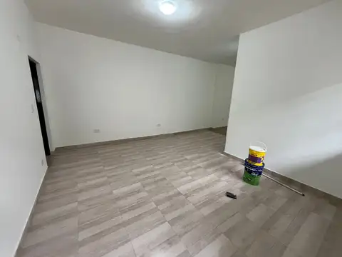 Depto Tipo Casa en Alquiler de 1 dormitorio