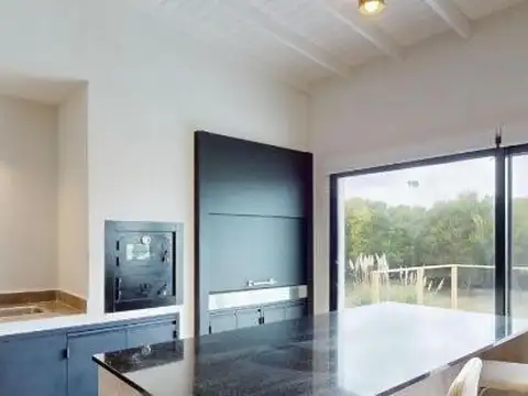 Casa en Venta en Costa Esmeralda, USD 360.000