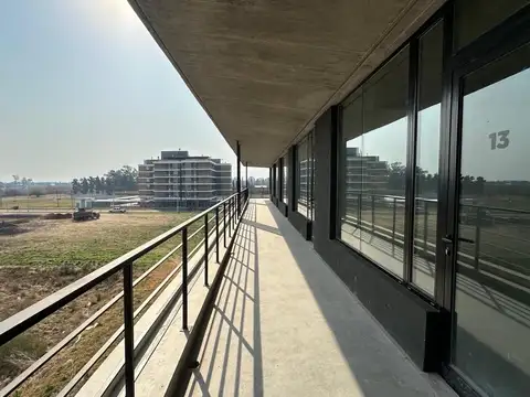 Plaza TN 1° Piso Of 8 + Cochera