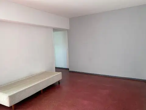 Cervantes 100, Piso 5