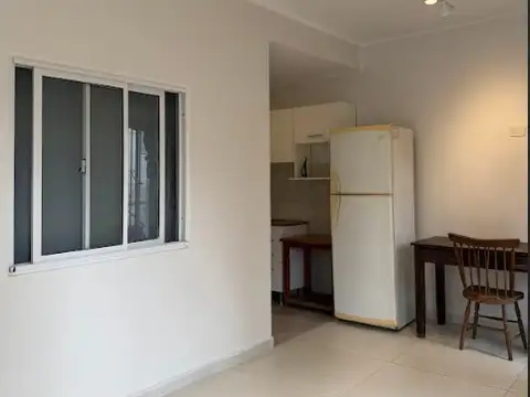 Departamento en Alquiler en Jose Marmol, $ 650.000