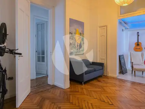 Departamento de 4 ambientes en Venta Balvanera