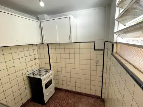 Departamento en Alquiler en Floresta, $ 700.000