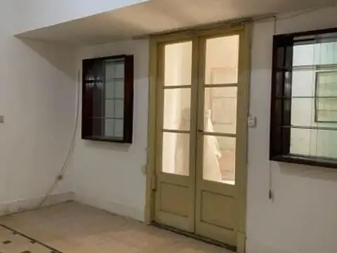 Depto Tipo Casa en Venta 70 años