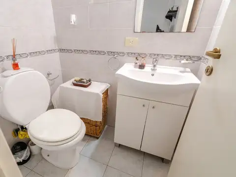 Depto Tipo Casa 4 ambientes con 2 baños
