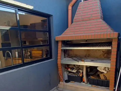 Depto Tipo Casa 3 ambientes con 1 baño