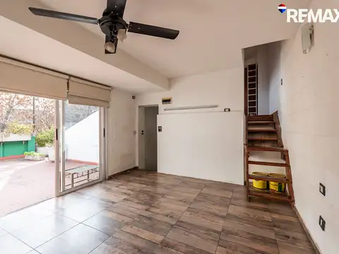 VENTA ESPECTACULAR CASA 4 AMBIENTES EN PATERNAL