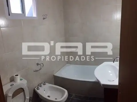 Depto Tipo Casa en Alquiler de 1 dormitorio