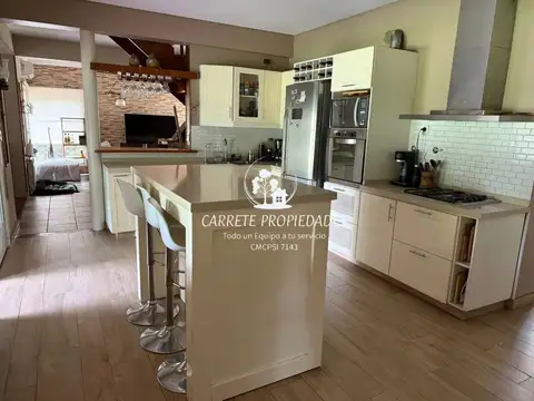 Casa 5 ambientes con 3 baños