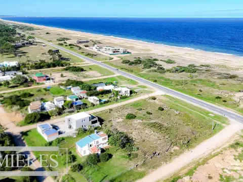 LOTE 2948 M2 C/PROYECTO APROB. P/EDIFICIO FRENTE A LA PLAYA