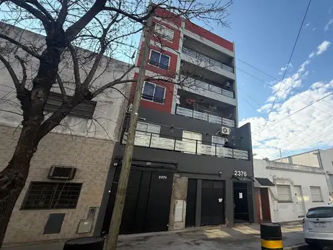 VENTA - DPTO 2 AMB + PATIO