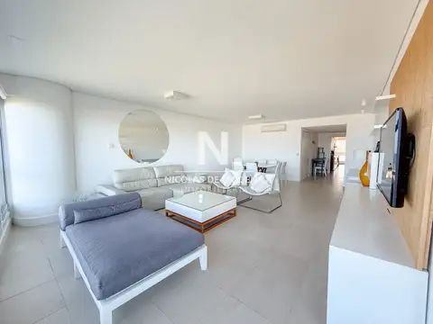 Departamento en Alquiler en Playa Brava, USD 4.500