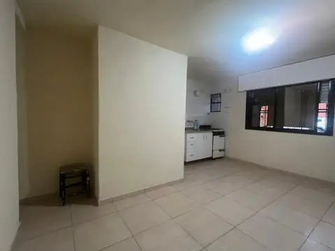 PH de un ambiente en alquiler – San Cristóbal – Apto profesional