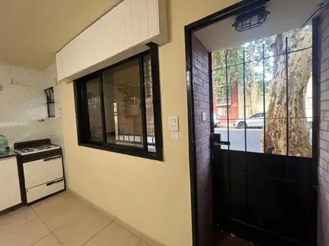 Alberti 931 , Piso 0