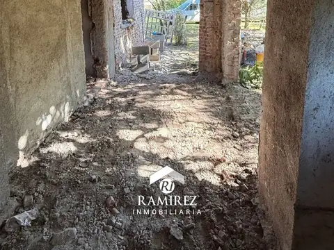 CASA A RESTAURAR / TERMINAR EN VILLA DEL DIQUE – CALAMUCHITA